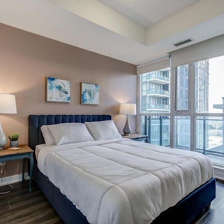 The Benetton Suite - Square One 1 Bedroom + Den + 1 Parking 密西沙加 外观 照片