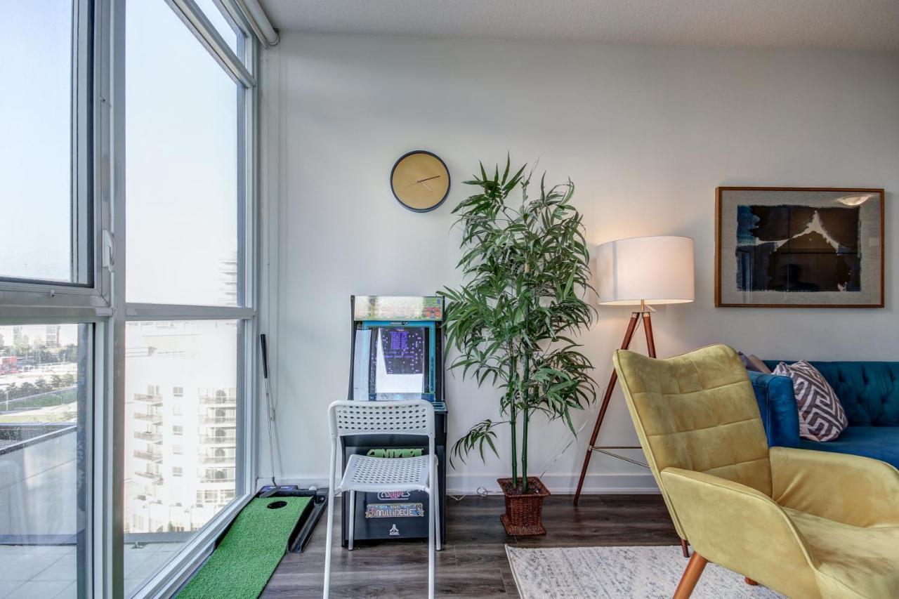 The Benetton Suite - Square One 1 Bedroom + Den + 1 Parking 密西沙加 外观 照片