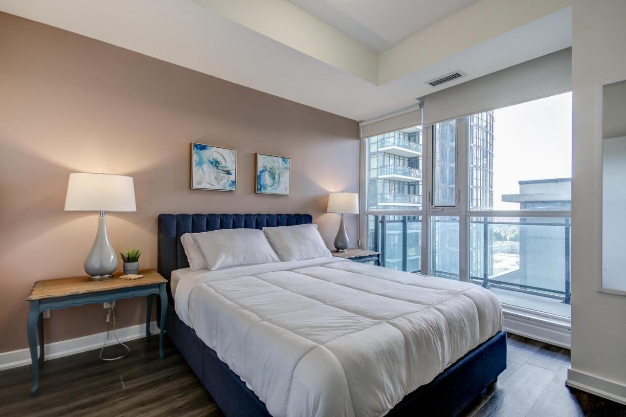 The Benetton Suite - Square One 1 Bedroom + Den + 1 Parking 密西沙加 外观 照片