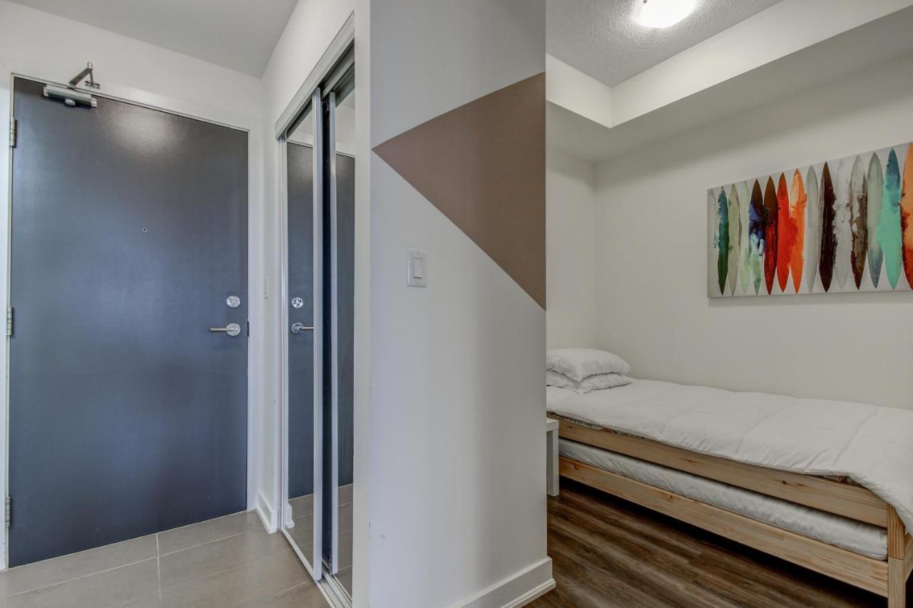 The Benetton Suite - Square One 1 Bedroom + Den + 1 Parking 密西沙加 外观 照片